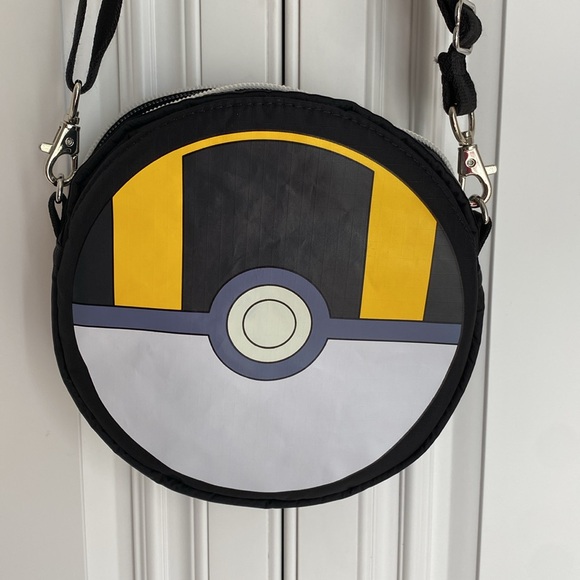 lesportsac pokemon round bag - Picture 2 of 6